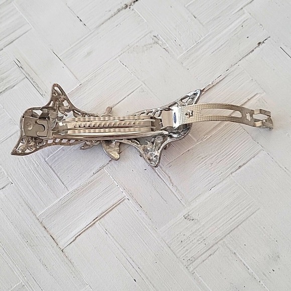 Rhinestone and Metal Silvertone Hair Clip with Butterflies and Flowers Bride 4" - Picture 6 of 7